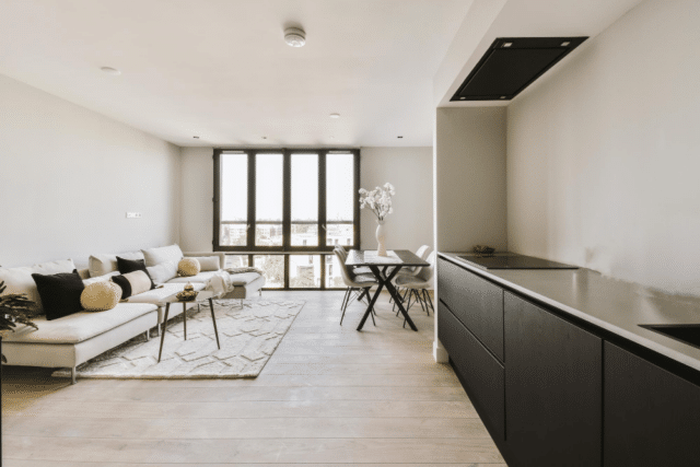 canapé d'angle dans un salon