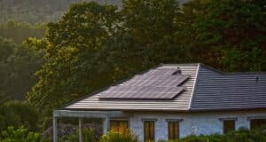panneaux solaires autoconsommation totale partielle