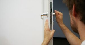 solutions porte entrée bloquée